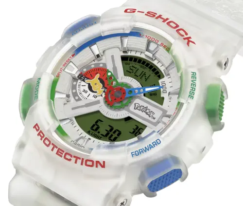 ▲「GA-110PKM」錶盤上點綴寶可夢紅／綠》與《寶可夢藍》經典色。（圖／翻攝自CASIO官網）