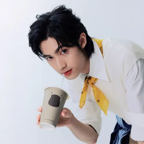 ▲德德長相被形容是BTS V、柏原崇、車銀優和陳柏霖的混合體。（圖／翻攝自德德IG＠derder0904）
