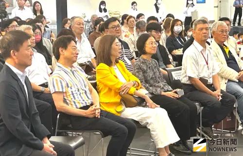 ▲台灣港務公司與國際知名大提琴家張正傑達成合作，簽署合作備忘錄，有港航各界代表與會。(圖／記者黃守作攝，2026.07.16)