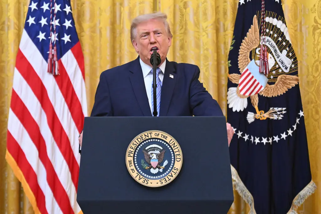 ▲美國總統川普（Donald Trump）16日晚間發表全國演說，指控中國曾以購買、竊取或駭侵等方式取得美國多州選民資料。（圖／美聯社／達志影像）