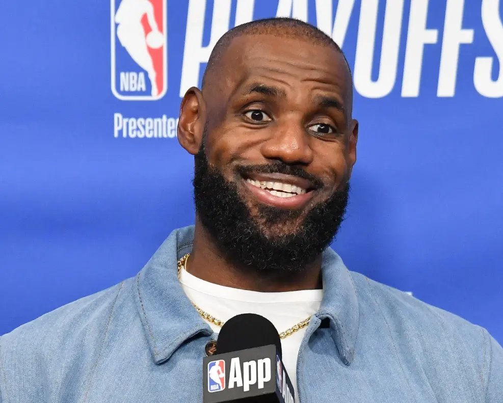 ▲詹姆斯（LeBron James）今夏離開洛杉磯湖人後成為自由球員，下一站仍是NBA休賽季最大懸念。（圖／翻攝自X ESPN）