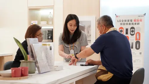 ▲486團購觀察，子女不再只是詢問「想要什麼」，而是開始主動觀察爸爸平時忽略的健康、睡眠與生活細節，透過科技與實用好物替爸爸提升生活品質。（圖／486團購提供）