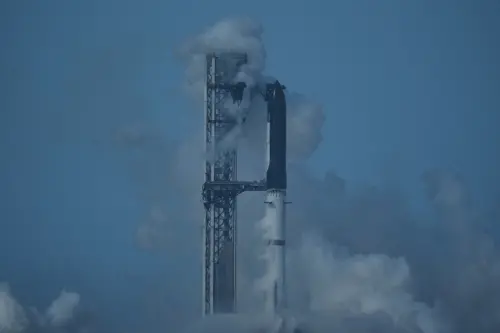 星艦發射喊卡！SpaceX股價探新低　馬斯克單月蒸發近7000億美元