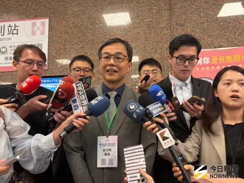 藍營擬刪食藥署預算　食藥署長姜至剛憂：藥安、醫材恐受影響