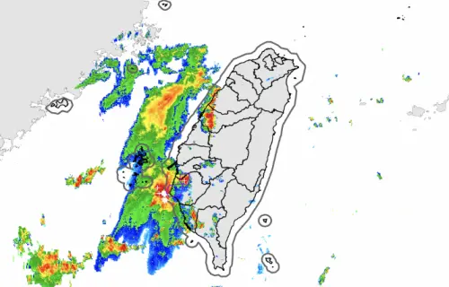 氣象署大雷雨警戒／國家警報響！台南、嘉義雨狂灌　注意強風雷擊
