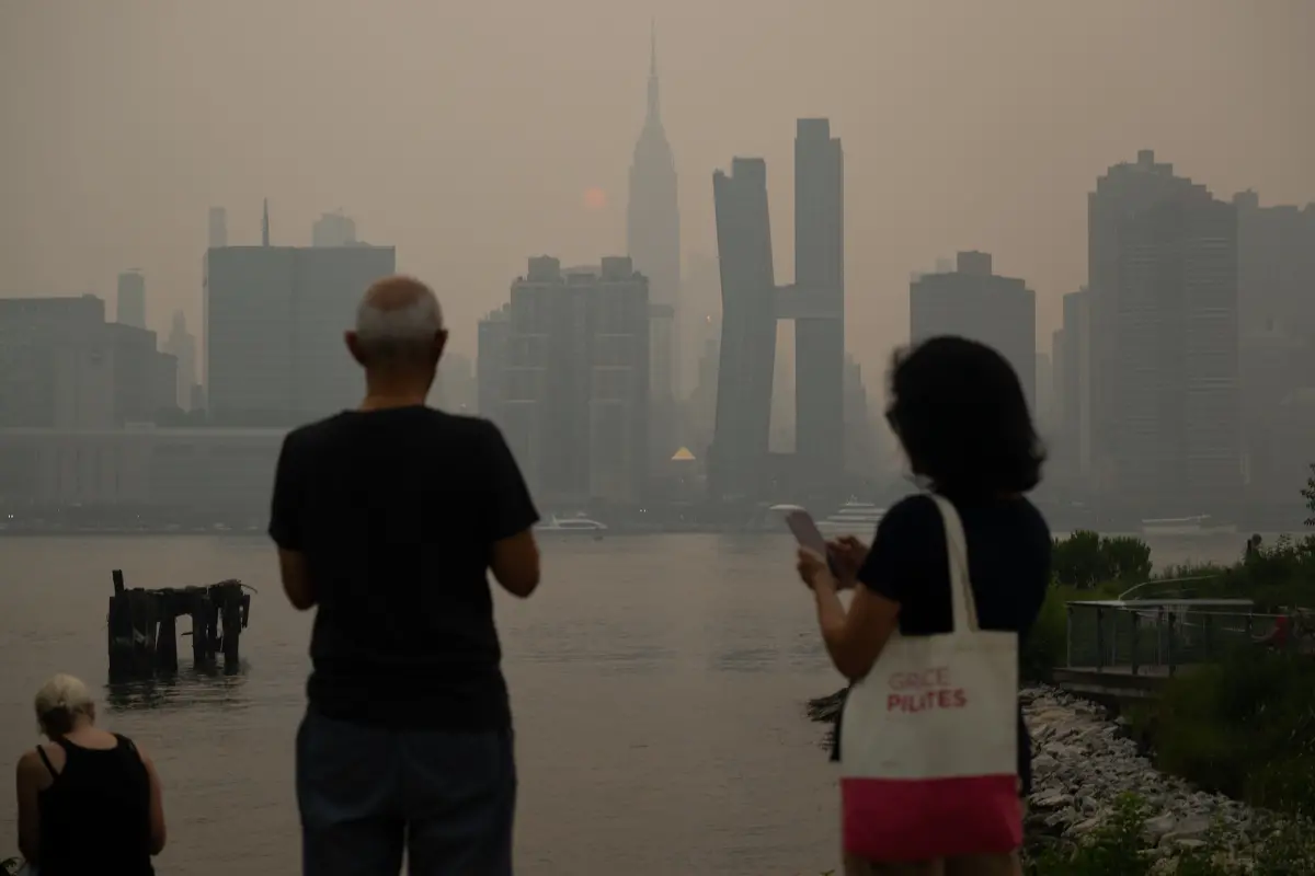 世足決賽逃煙霾攪局?加國野火濃煙飄到美國 專家曝最新空氣品質