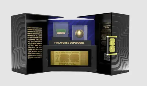 ▲頂規收藏版本超豪華，有金箔門票還有金球複製品。（圖／翻攝自FIFA store）