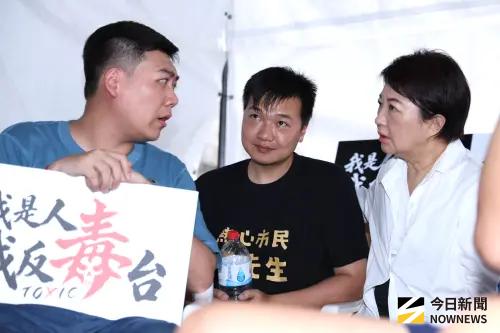 藍小雞豪華版絕食如同樂會　支持者怒轟：725不爽去了！