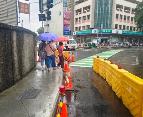 高捷黃線建工路人行道優化　捷運局：強化安全順暢