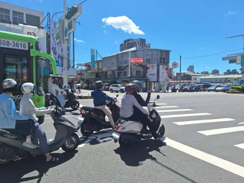 紅燈不用等那麼久　中市67處路口試辦夏日減秒