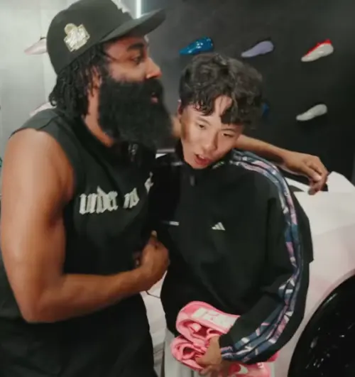 ▲這雙完全由 James Harden 與 adidas 團隊為 Ray 量身打造的專屬款式，在招牌色系與設計細節上做到完美。（圖／IG@adidasbasketball）