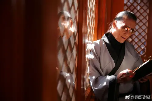 差49歲爺孫戀轟動演藝圈　謝賢給2千萬分手費昔吐心聲：不想害人