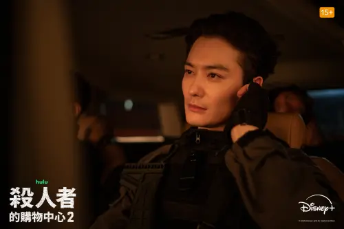 ▲日本男演員岡田將生初次演韓劇就獻給《殺人者的購物中心2》，劇中飾演神祕人J。（圖／Disney+）