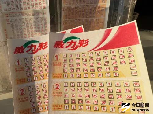 ▲威力彩部分，9月3日頭獎依舊未開出，邁入連22摃，下期預估銷售0.75~0.85億元，9月7日頭獎累積金額預估上看4.1億元。（圖／記者潘毅攝）