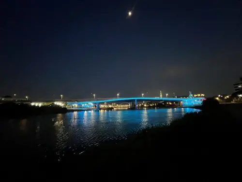 ▲民權大橋景觀橋的「夜間光雕」（圖／北市新工處提供）
