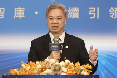 ▲龔明鑫回顧，政府在2017年規劃前瞻基礎建設，自己上任經濟部次長時也頻頻檢討「五缺」問題，才有能力去呼應台商回台及AI算力需求。 （圖／記者葉政勳攝影）