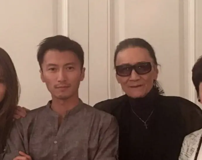 ▲謝霆鋒（左）急奔回港見謝賢最後一面，謝賢生前最放不下的，就是兒子跟他一樣走上離婚的路。（圖／翻攝自IG@jennifertsetingting）