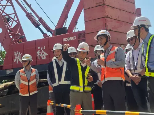 高捷三線施工進度超前　林欽榮視察黃線Y3站工區