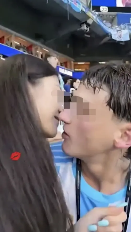 ▲陌生人變未婚夫！這場「看台戀愛」比冠軍賽還精彩（圖／截自Ｘ）