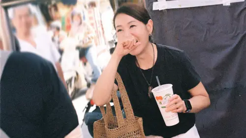 劉若英高雄買白糖粿沒人認出　本人脫口1句遭老闆娘虧難聊天
