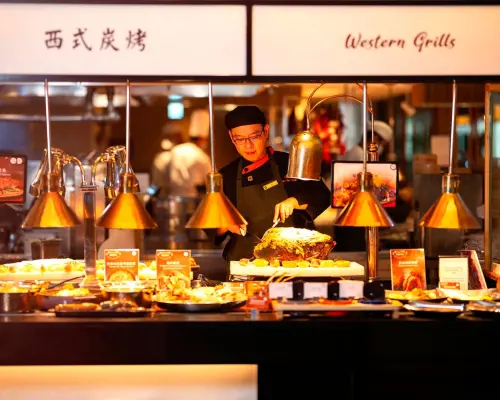 ▲「遠東Cafe自助餐廳」每週一至週四午餐及晚餐時段，推出4位成人同行即享1人免費。（圖／台北遠東香格里拉臉書）