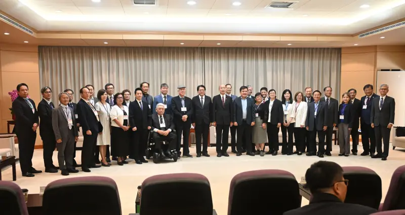    ▲潘孟安今陪同監察院正副院長、監察委員被提名人赴立法院拜會立法院長韓國瑜。（圖／記者林調遜攝，2026.07.23 ）  