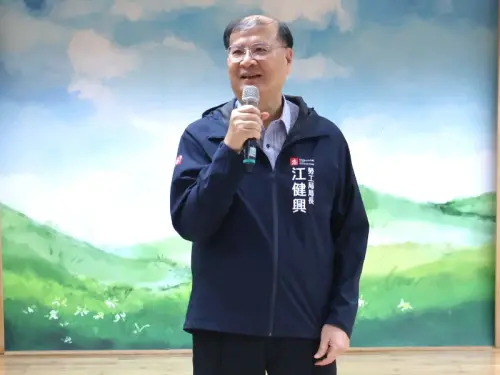 ▲高雄市政府工局局長江健興致詞。(圖／高雄市政府勞工局提供)