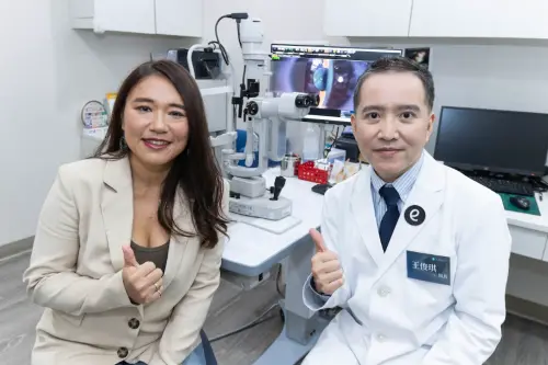 ▲潛水教練Jacky 分享術後恢復良好，外出可直接配戴太陽眼鏡等的便利。（圖／業者提供）