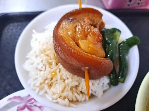 ▲彰化市知名排隊美食「謝家爌肉飯」驚傳即日起永久歇業，招牌爌肉飯恐成絕響。（圖／翻攝謝家爌肉飯臉書）