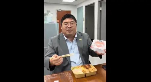 挺農漁民！蔡易餘自掏腰包買台鐵「鰻鯛便當」請立院同仁