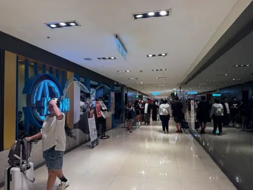 ▲微風北車據點今年劃下句點，預估週年慶檔期業績將減少約1億元。（圖／記者鍾怡婷攝）
