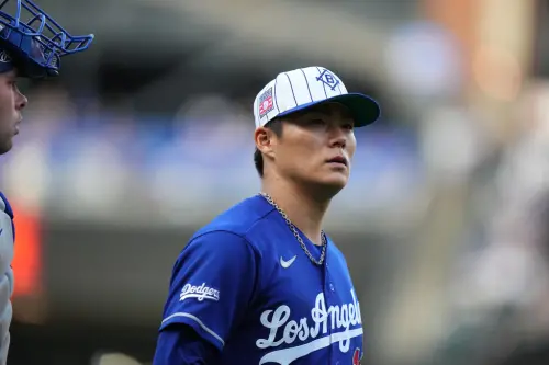 山本由伸寫美日百勝里程碑！羅伯斯嚴厲評價：他並未投出最好內容