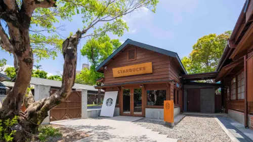星巴克羅東林場門市爆紅！百年檜木建築媲美京都茶屋　開幕優惠曝