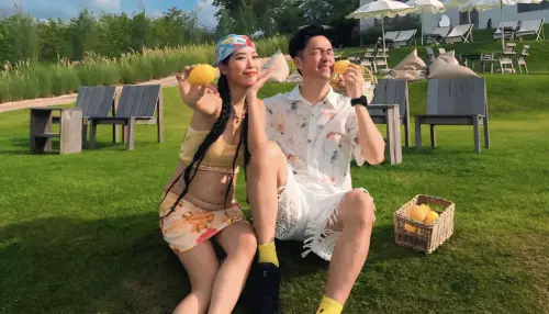 ▲香蕉（右）帶老婆度假。（圖／翻攝自香蕉臉書）