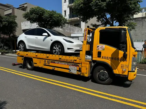台灣特斯拉爆電池災情！出事型號、年份、故障代碼、官方回應速看