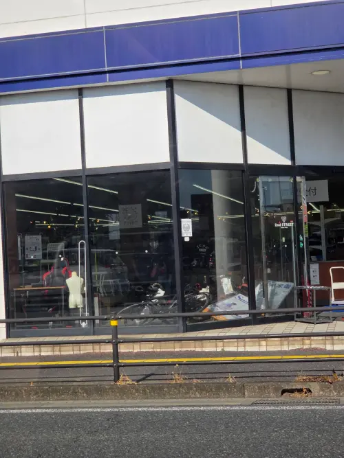 ▲熊本地震後，許多店家的商品都摔落（圖／國民黨立委黃健豪提供）