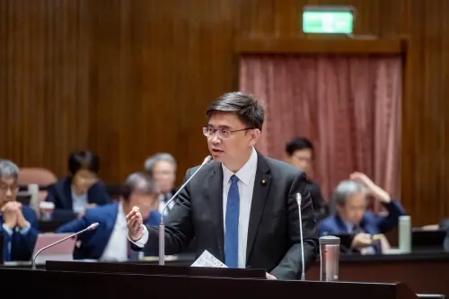 高雄正處關鍵時刻　賴瑞隆喊話總預算、無人載具更重要