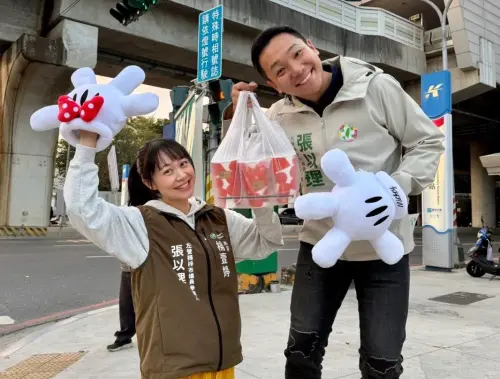 「最萌麥克風手」登場！張以理全家總動員親切問候市民