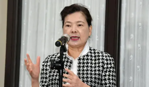 Taiwan stocks tumble, but former economic affairs minister sees further upside