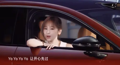 王心凌被爆抄襲？廣告神似SHINee Key演唱會海報　粉絲揪細節怒了
