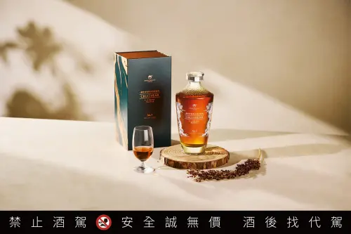 特企 /「會變的酒」再推新作！創世者桶陳金門高粱酒 No.3登場