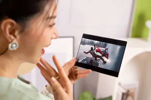 ▲三星Galaxy Z Fold8三大電信也祭出容量升級、續約折扣及舊機換新等預購優惠。（圖／三星提供）