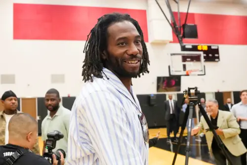 雷納德恐被退貨！NBA調查遲遲未完成　ESPN：暴龍不願意完成交易