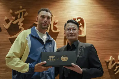 拉文可能去勇士嗎？國王隊媒曝尷尬處境：球隊未來5年計畫沒有他