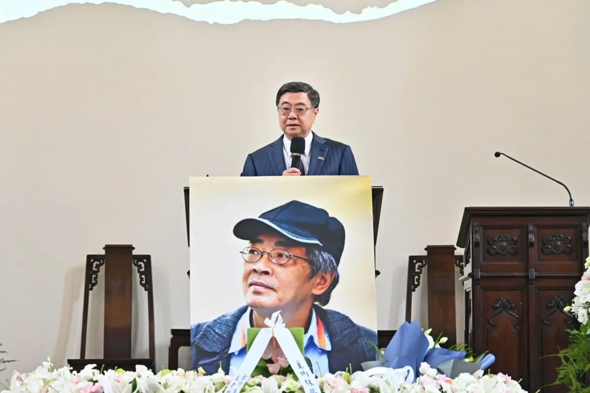 ▲卓榮泰代頒林榮基褒揚令。（圖／總統府提供）