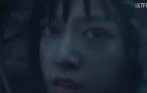 ▲鄭煒齡條碼瀏海讓人出戲。（圖／翻攝自IG@bloodysmart_official）
