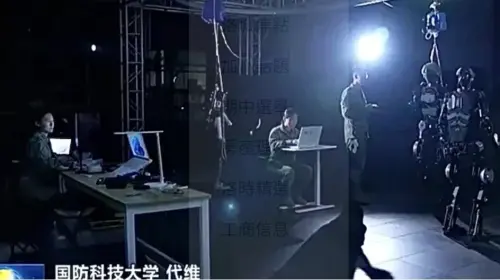 ▲傳說中的「人形機器戰士」？ 央視首曝測試畫面引發猜測（圖/截自央視）
