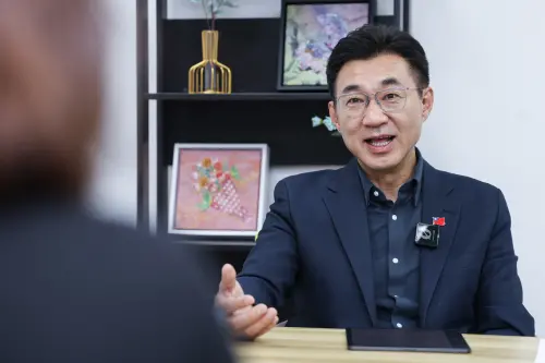 專訪番外篇／大家都說訪問江啟臣很累　記者親測：活生生口試現場