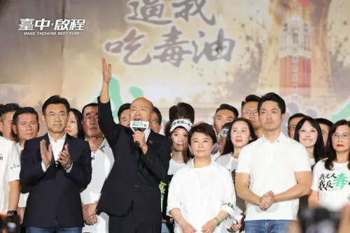 ▲在立法院長韓國瑜身旁，江啟臣永遠稱職地演繹「老二哲學」。（圖／翻攝江啟臣臉書，2026.08.03）