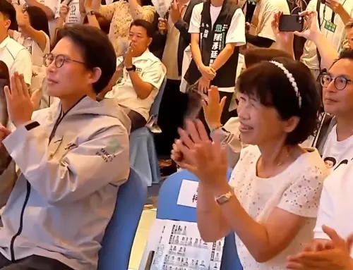 柯文哲睽違2年回歸民眾黨慶　陳佩琪面帶笑容談現場氣氛